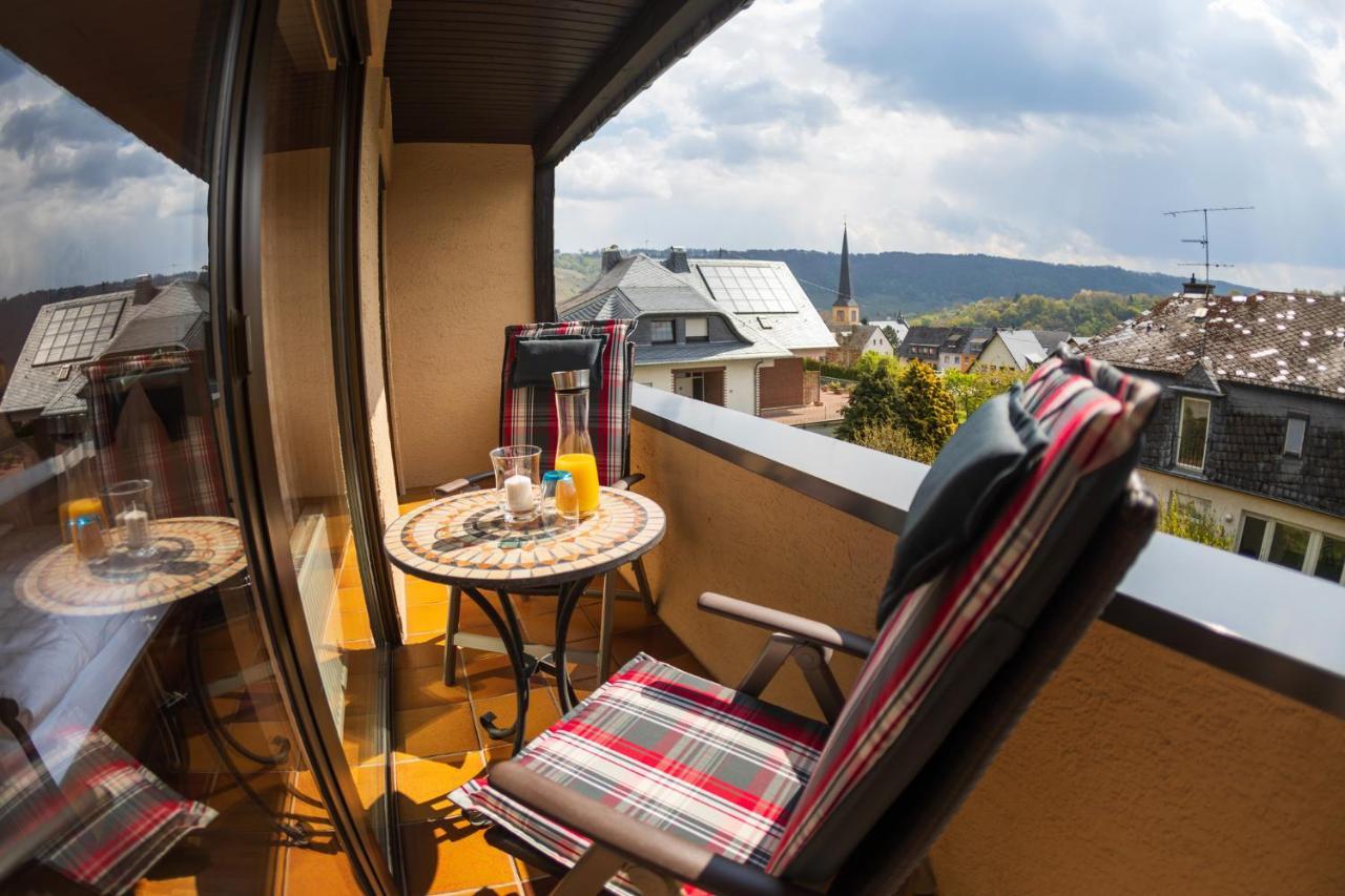 Gaestehaus Heidi Kröv Buitenkant foto